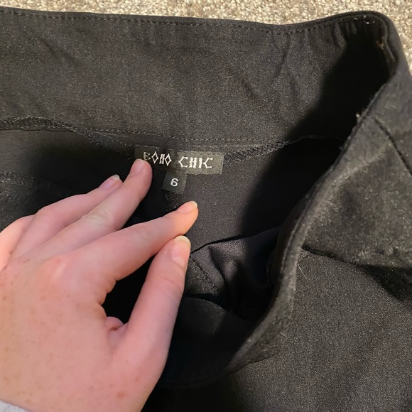 💜 Boho Chic Black Dress Pants in Stretchy Material - Picture 4 of 6